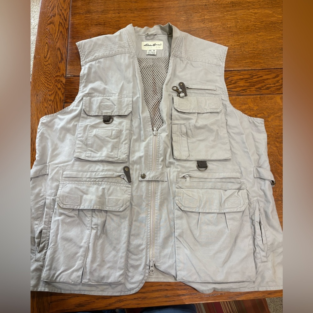 Eddie Bauer Fishing Vest Men’s XL Multi Pocket Utility Outdoor Travel